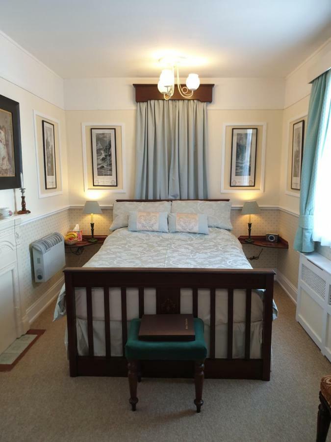 Saint Hilda'S House Bed & Breakfast Whitby Exterior photo