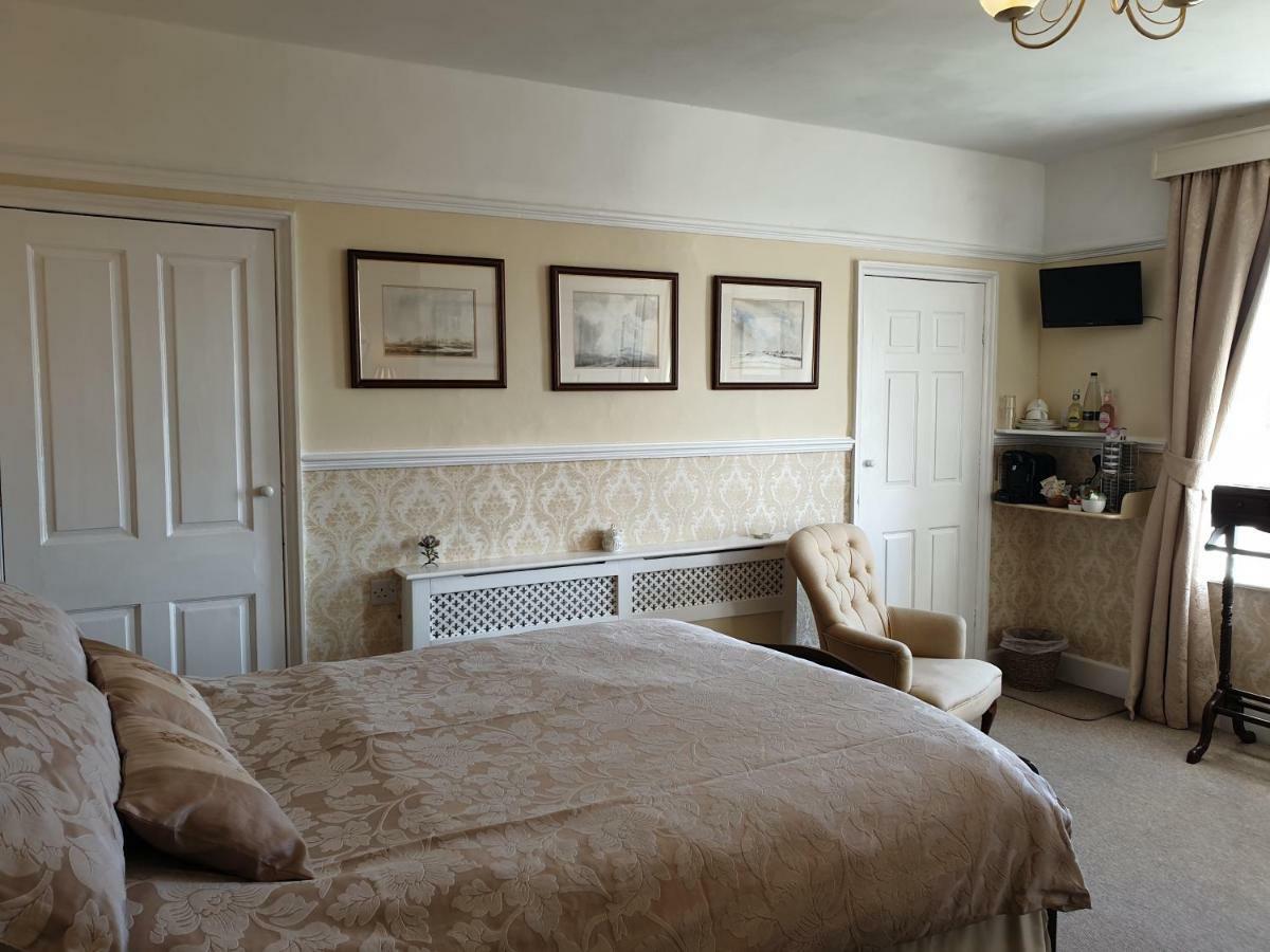 Saint Hilda'S House Bed & Breakfast Whitby Exterior photo