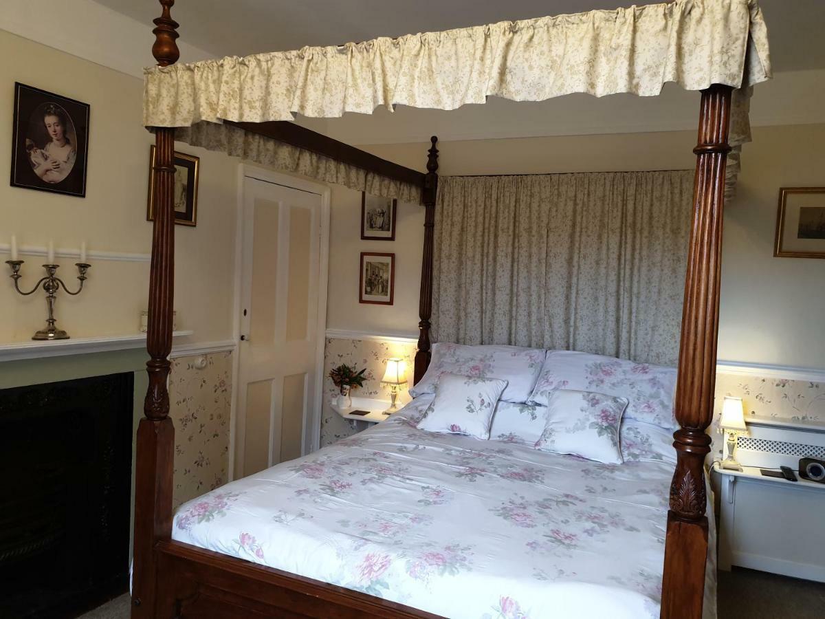 Saint Hilda'S House Bed & Breakfast Whitby Exterior photo