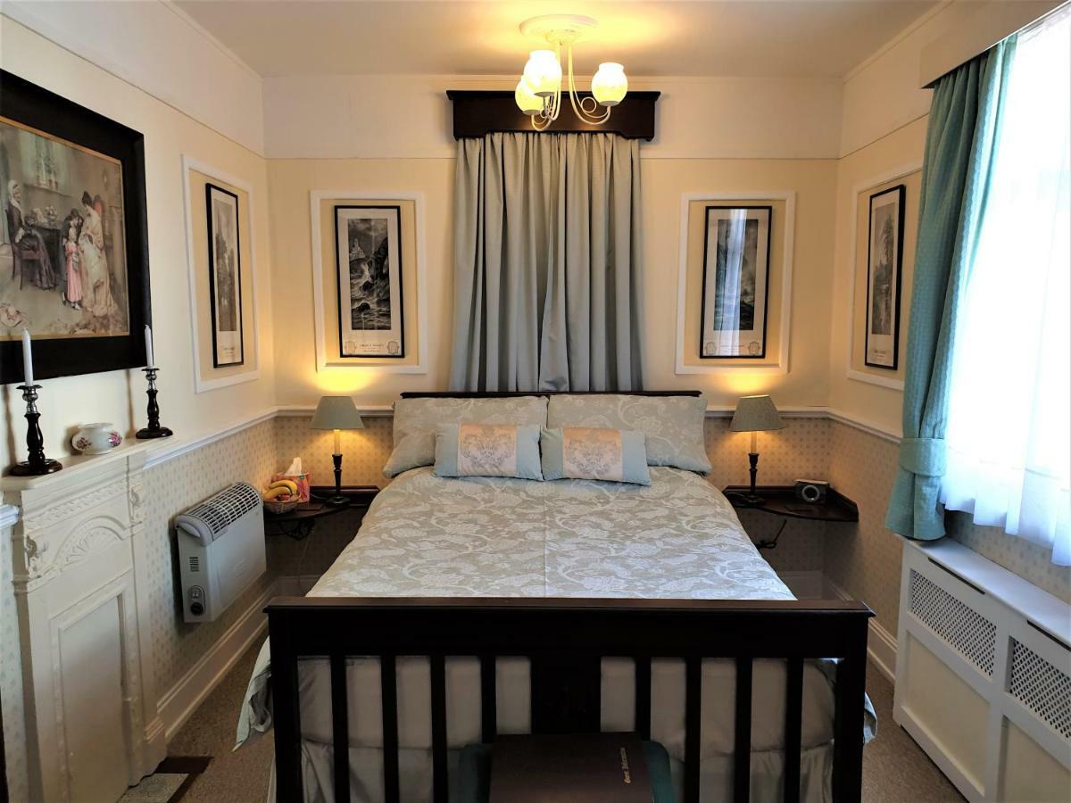 Saint Hilda'S House Bed & Breakfast Whitby Exterior photo